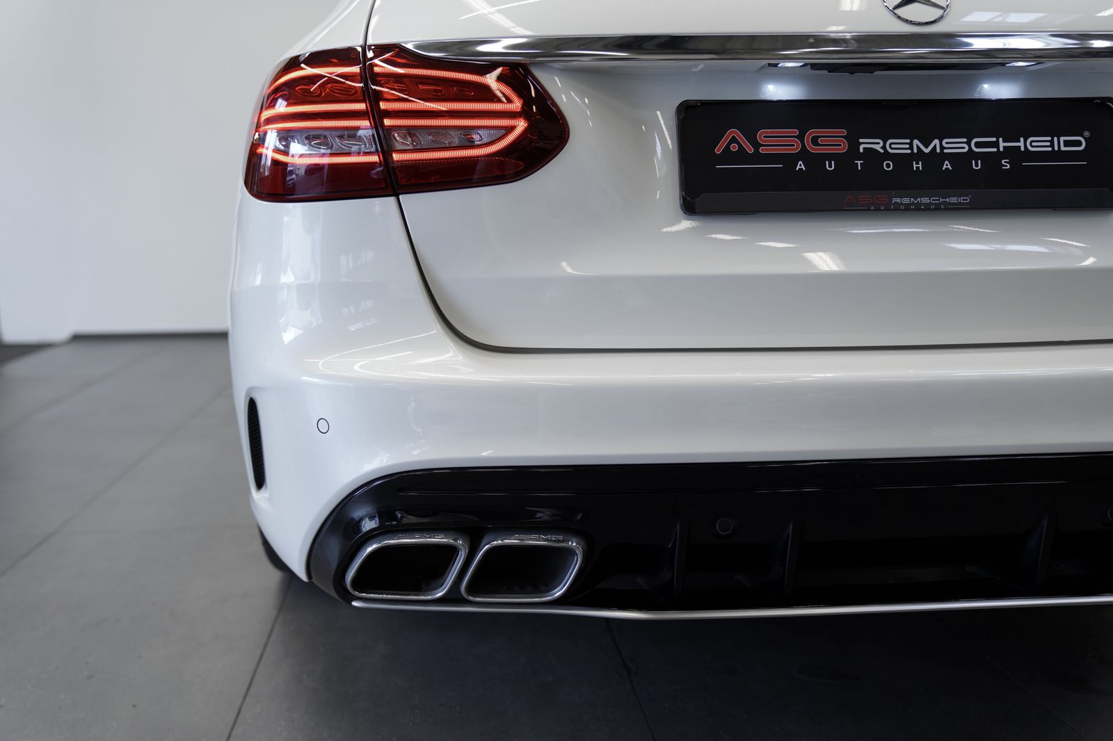 Mercedes Benz C 63 Amg