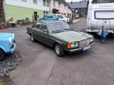 Mercedes-Benz W123  300D  Klassiker mit ... - Mercedes-Benz 300: D W123