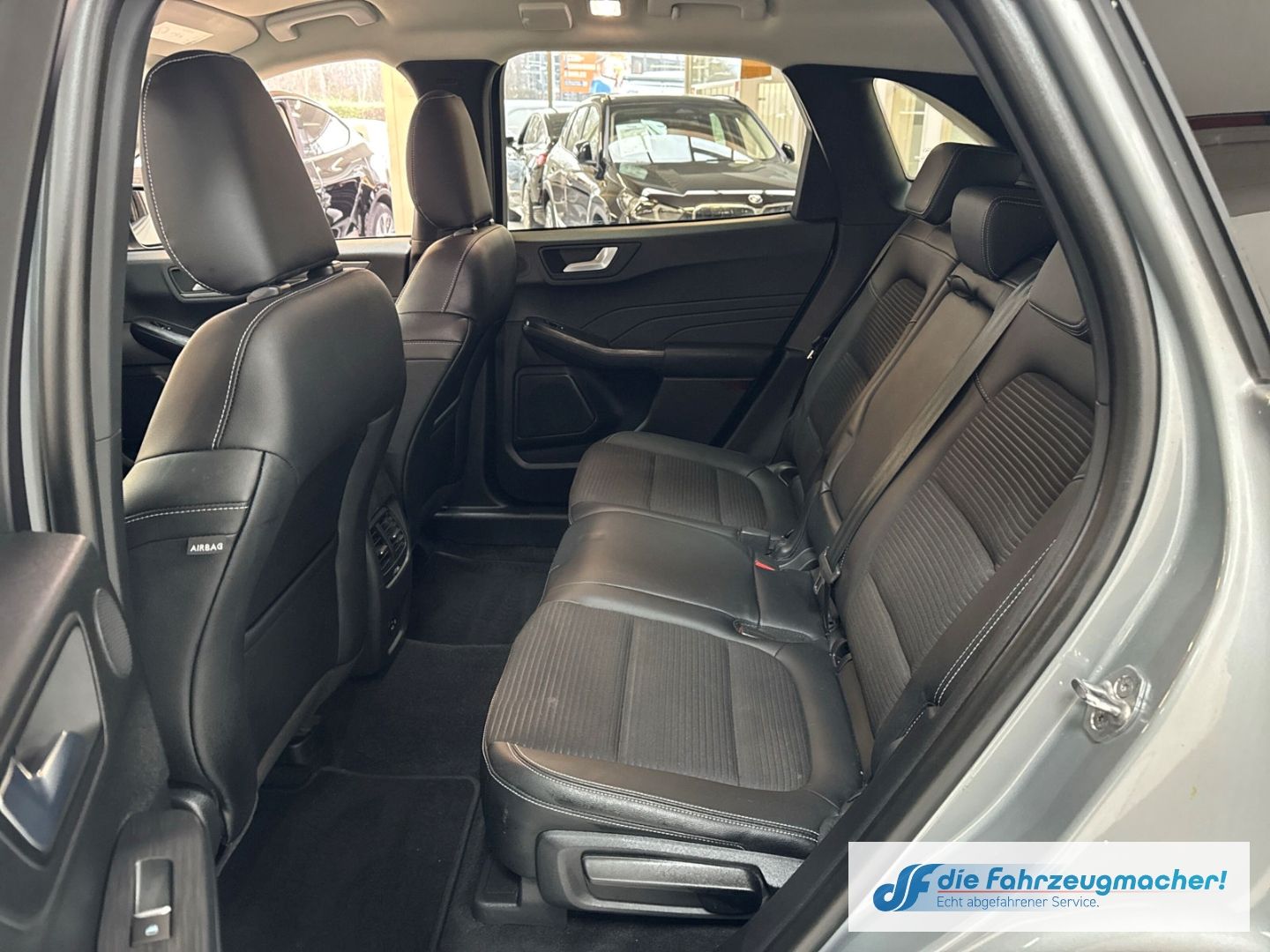 Fahrzeugabbildung Ford Kuga Titanium X HUD Navi Digitales Cockpit Sound