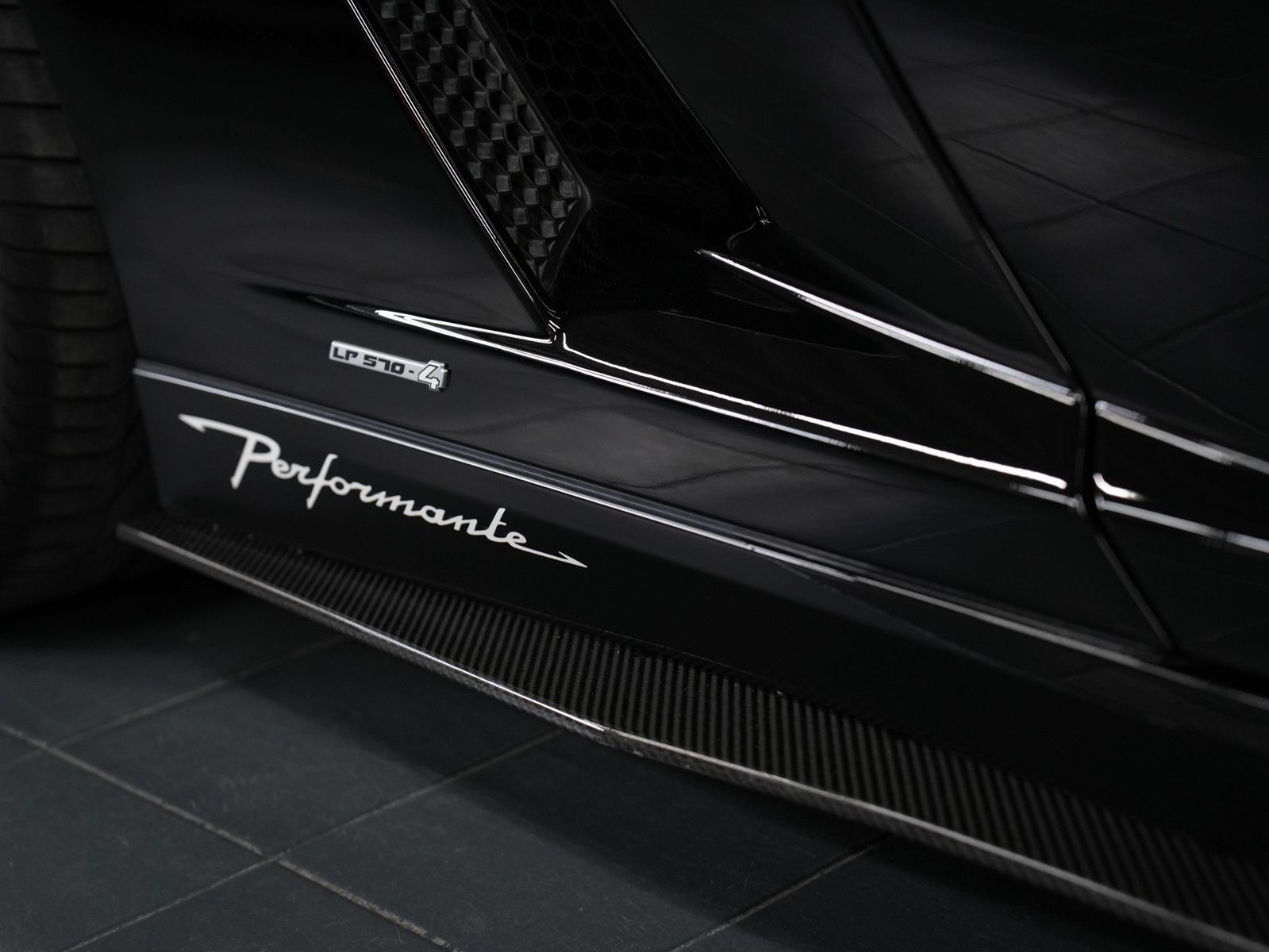 Fahrzeugabbildung Lamborghini Gallardo Performante Spyder - Keramik|erw.Carbon