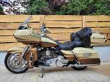 Harley-Davidson Road Glide Ultra CVO - FLTRUSE - HARLEY-DAVIDSON CVO ULTRA