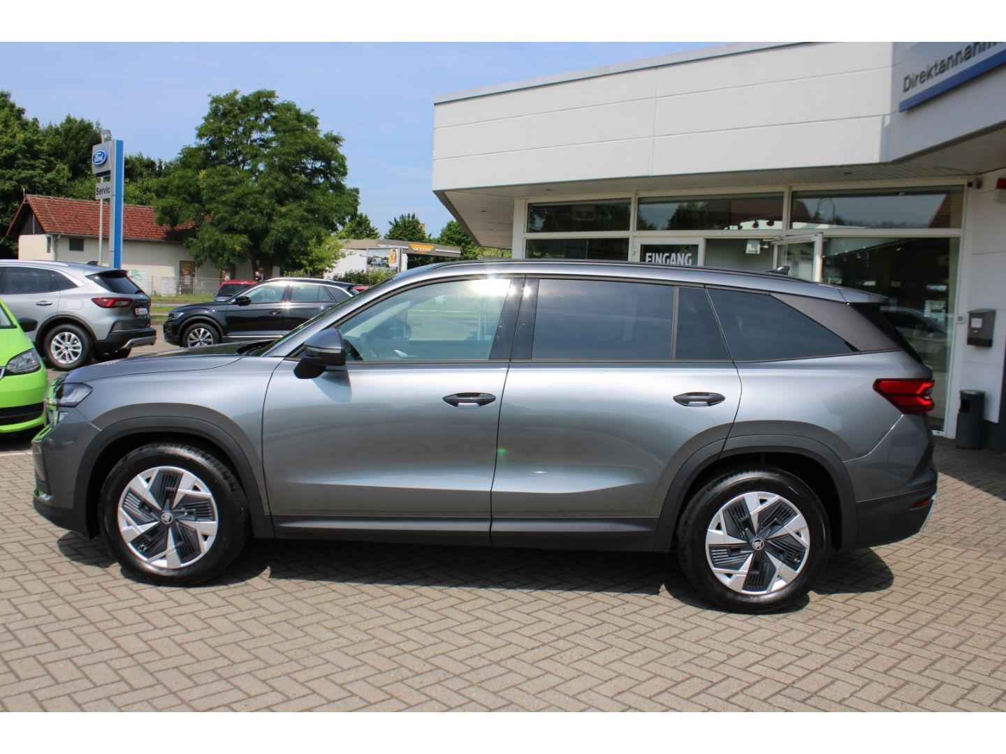 SKODA Kodiaq 1.5 TSI mHEV Selection ACC LED AHK TWA RF - Image 2