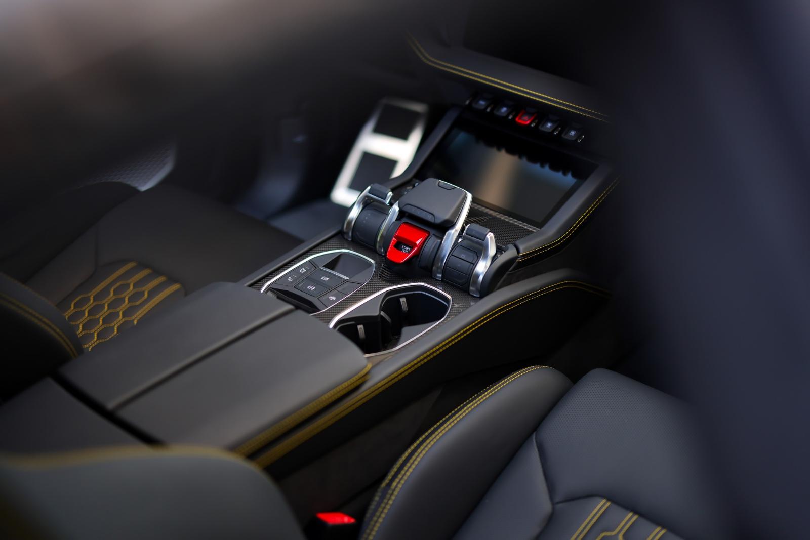 Lamborghini Urus 4.0 V8 SE | Panorama | Carbon | ANIMA