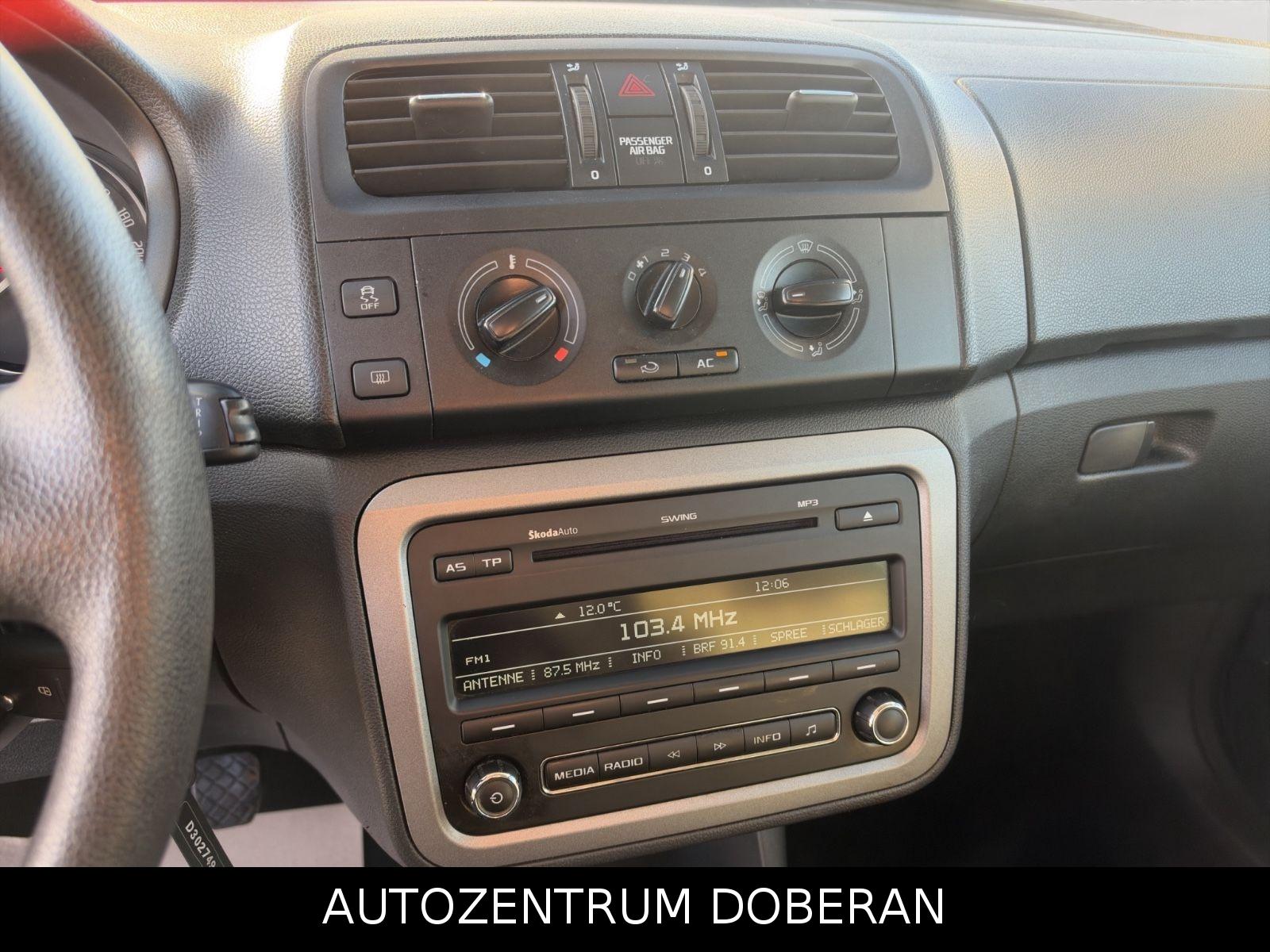 Skoda Fabia 2012 — photo 18