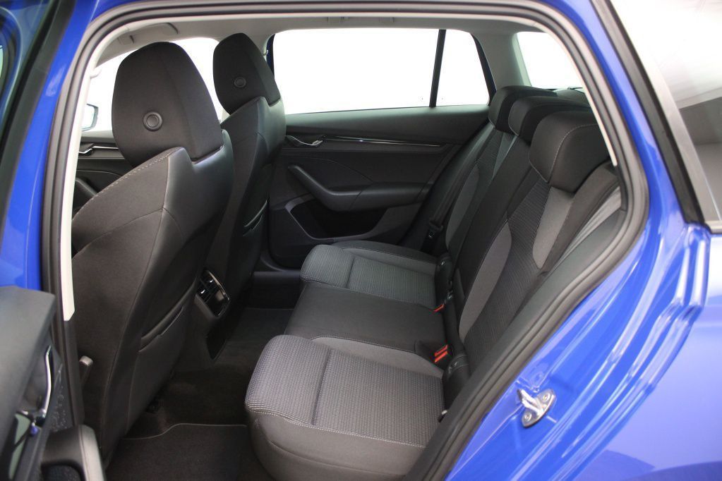 Skoda Octavia iV Combi Ambition 1.4TSI 150kW Tempo*PDC