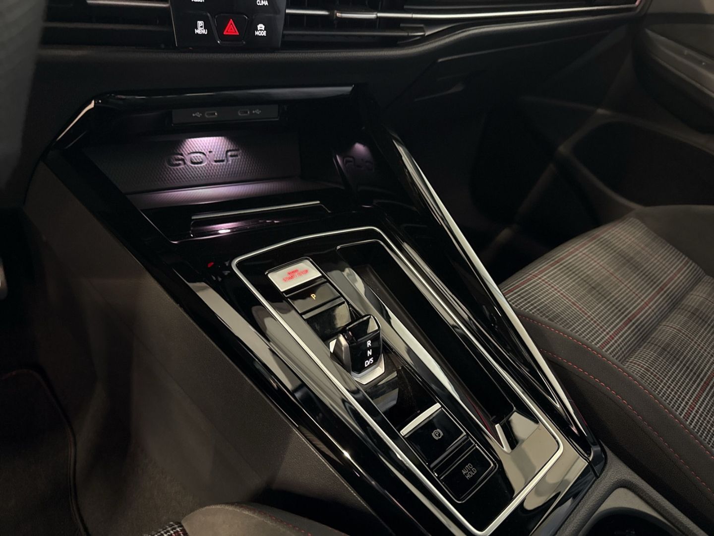 Golf VIII GTI 2.0 TSI *HUD*HARMAN*IQ.LIGHT*