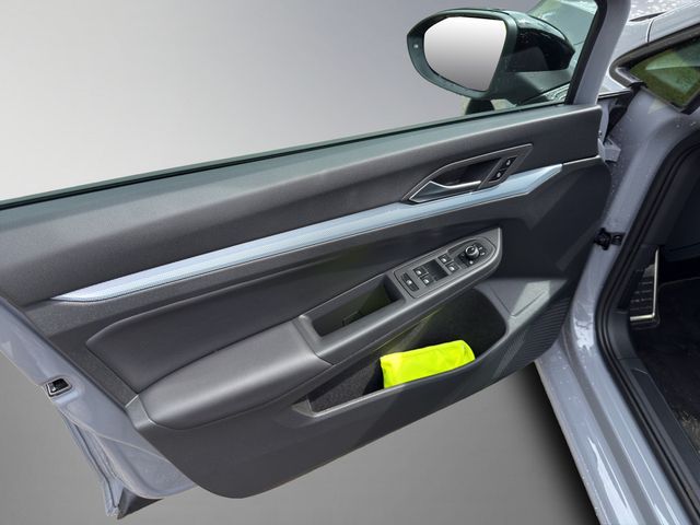 Golf VIII Variant 2.0TDI DSG Goal AHK