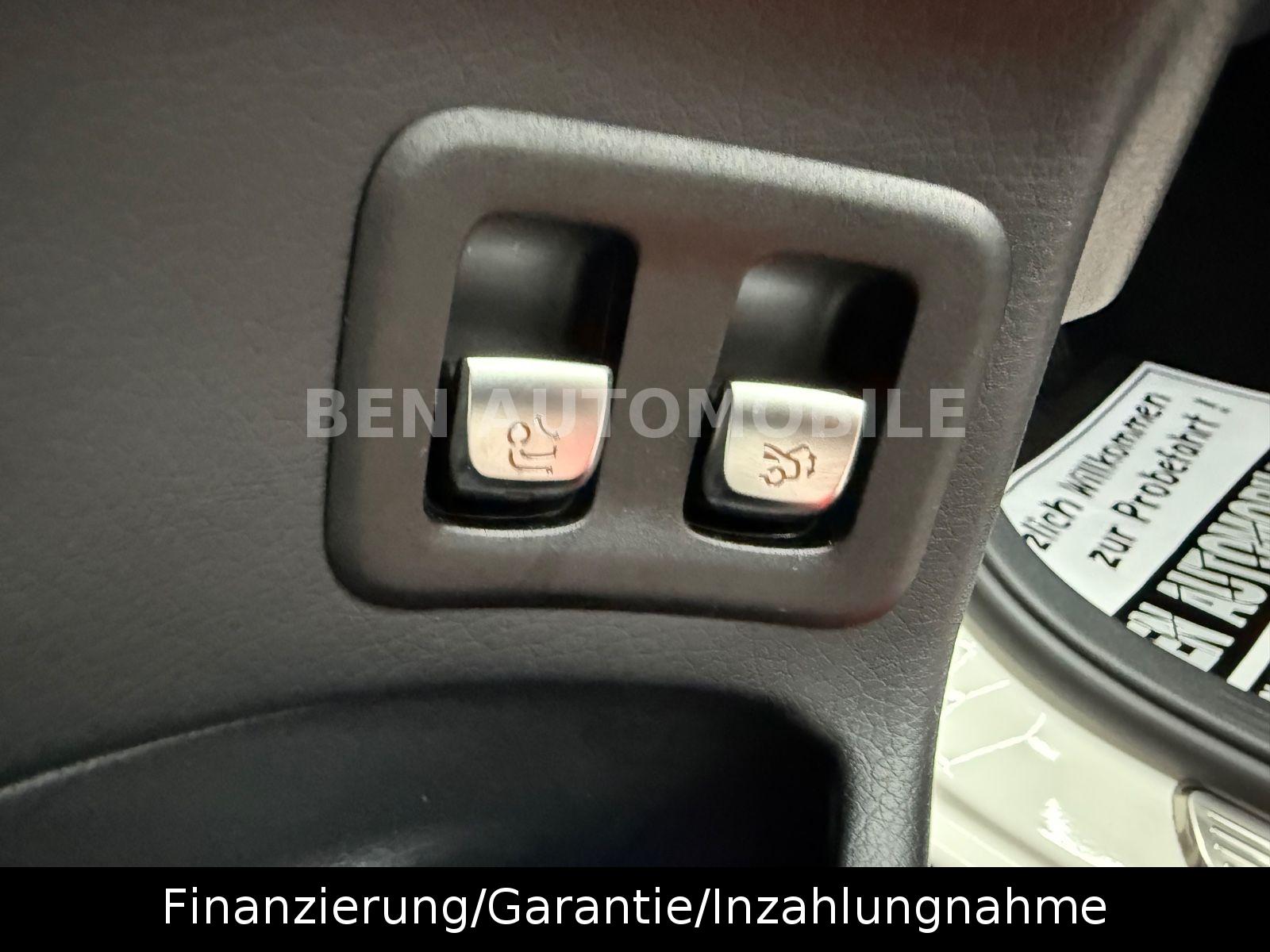 Mercedes-Benz GLC 300d 4Matic PANO+LED+RFK+AHK