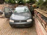 Volkswagen VW Golf 4 Diesel (1.9 SDI) - Volkswagen Golf: Sdi