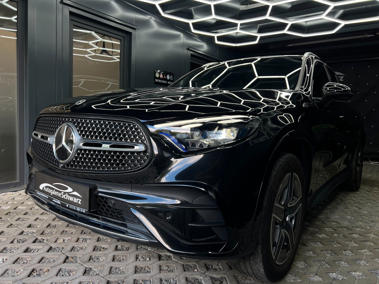 Mercedes-Benz GLC 300de 4M AMG DIGI-LED DIST+360°MEMO AHK PANO imagem 3