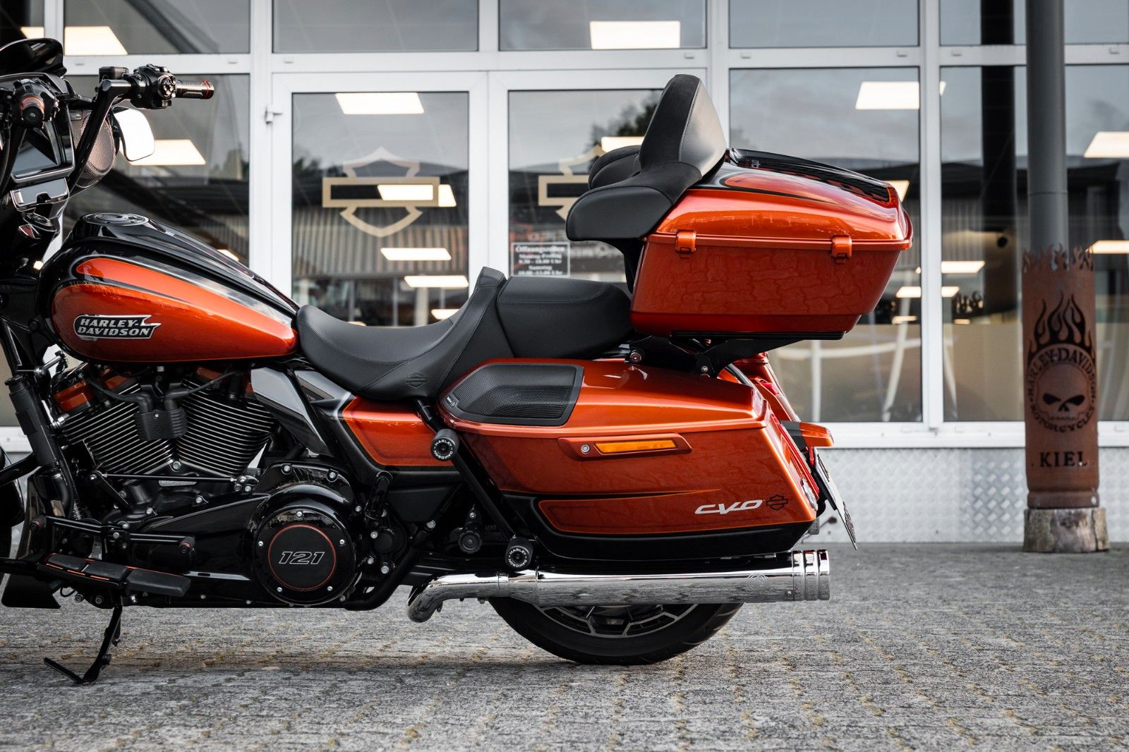 Fahrzeugabbildung Harley-Davidson CVO Street Glide FLHXSE 121 Cui - KESSTECH -