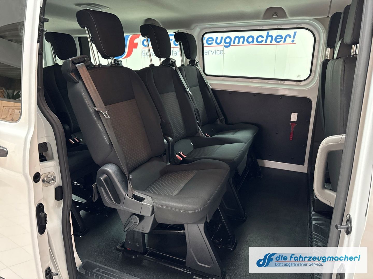Fahrzeugabbildung Ford Transit Custom Tourneo Kombi 320 L2 Trend Dyn. K