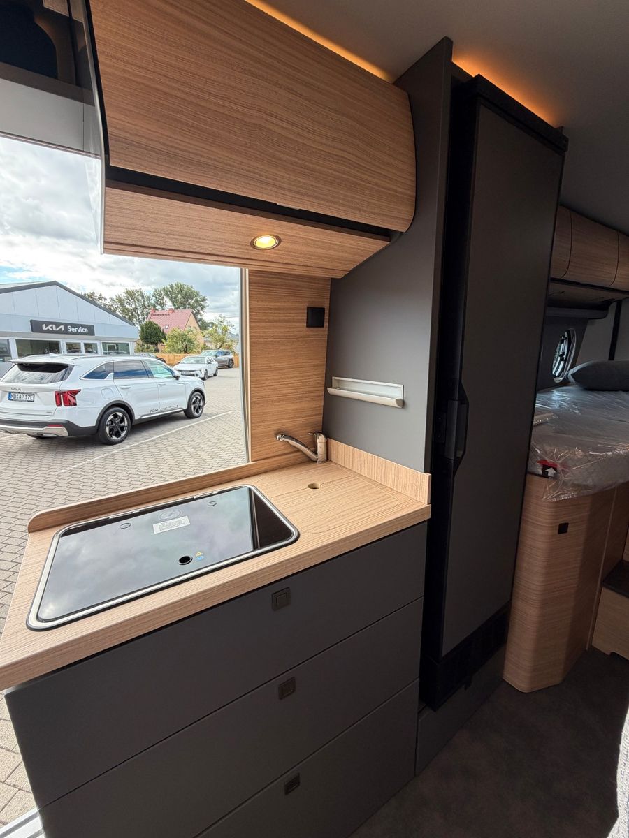 Fahrzeugabbildung Malibu Van charming GT skyview 640 LE