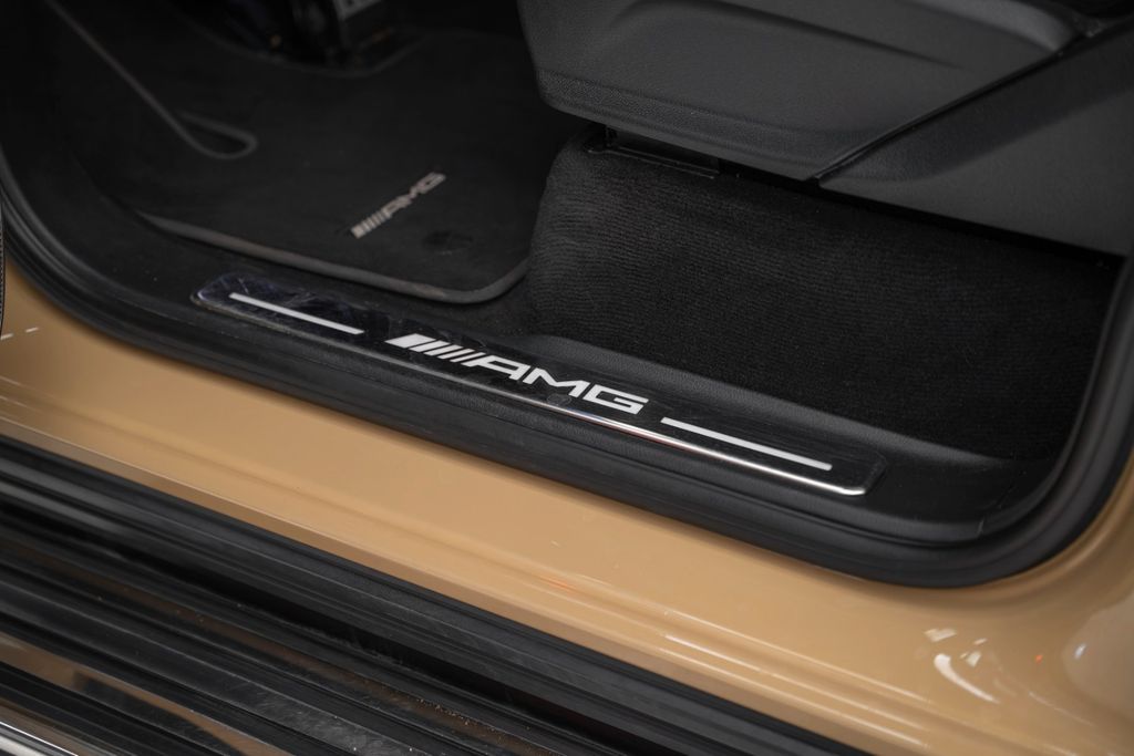G 63 AMG 4×4² SAND / BEIGE WARRANTY - Bild 22