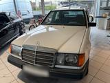 Mercedes-Benz Ein Mercedes 260E ,,Oldtimer aus 1.Hand i... - scheckheftgepflegte Mercedes S 260
