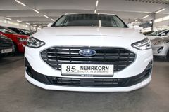 Fahrzeugabbildung Ford Focus Hybrid Titanium Facelift LED CAM WinterPak