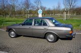 Mercedes-Benz Oltimer Mercedes-Benz 230E-W123 mit H-Kenn... - Mercedes-Benz 230 in Duisburg