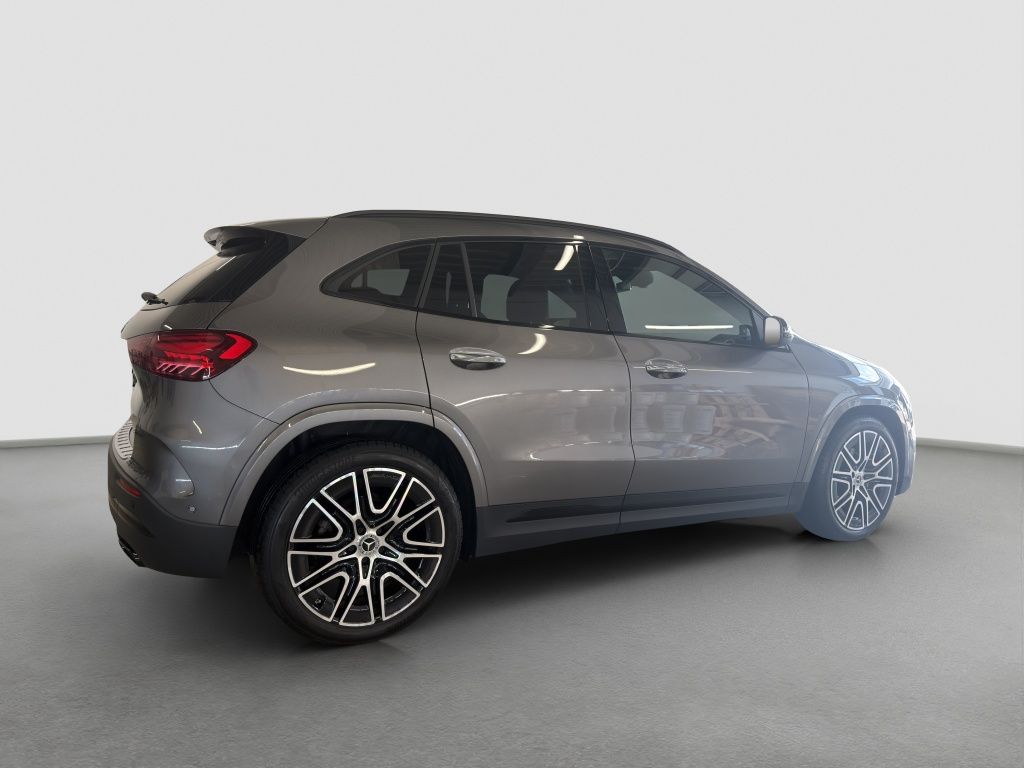Fahrzeugabbildung Mercedes-Benz GLA 180 AMG*Night*DISTRONIC*KeyL*PDC*RFK*ParkAss