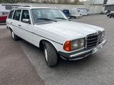 Mercedes-Benz W123 300 TDT Kombi, Automatik, Klima, TÜV neu - Mercedes-Benz 300 mit Diesel-Antrieb: Kombi