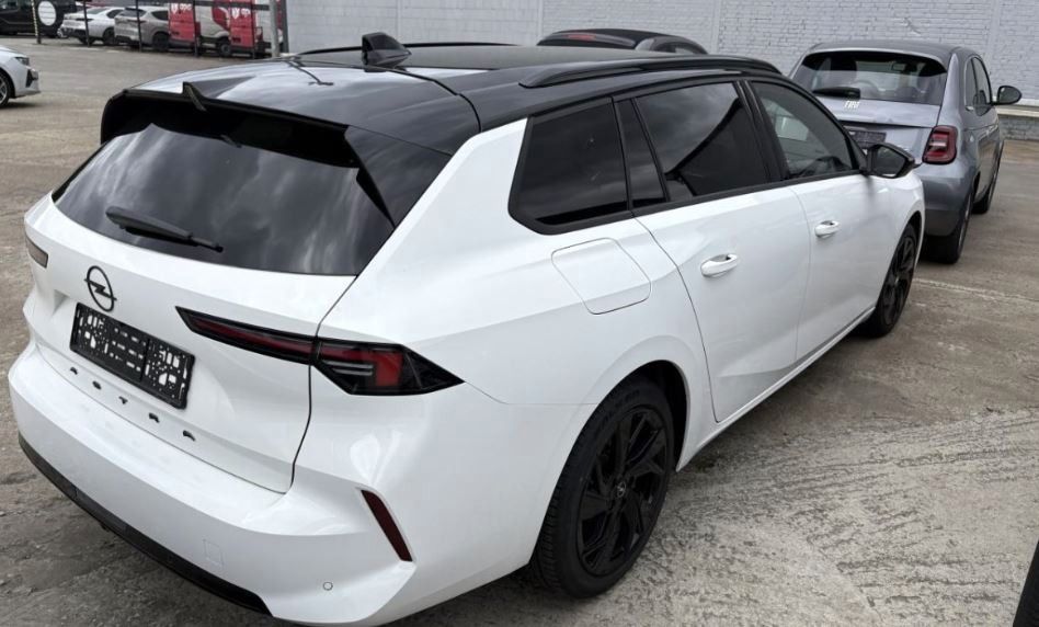 Fahrzeugabbildung Opel Astra L ST 1.2T GS LINE NAVI/LED/KAMERA/VIRT/DAB