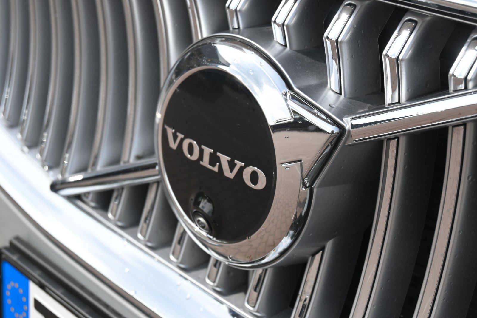 Fahrzeugabbildung Volvo XC90 B5 D AWD Ultimate Bright*STHZ*LUFT*360°*AHK