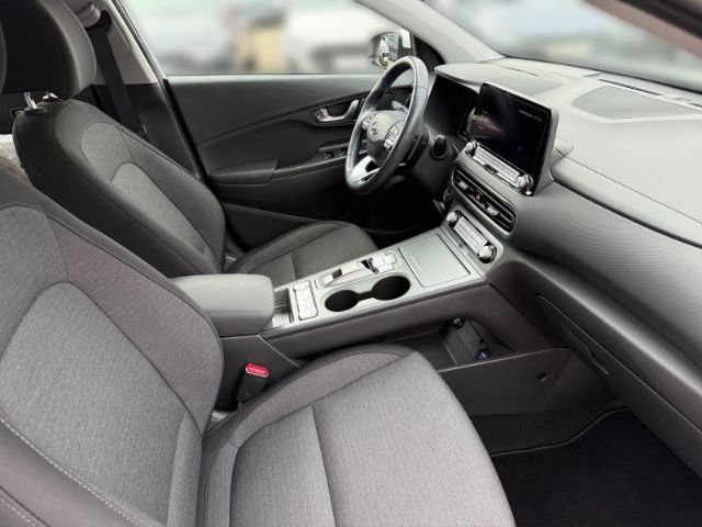 Fahrzeugabbildung Hyundai KONA Prime Elektro 2WD +KLIMA+LED+RFK+PDC+SHZ+UV