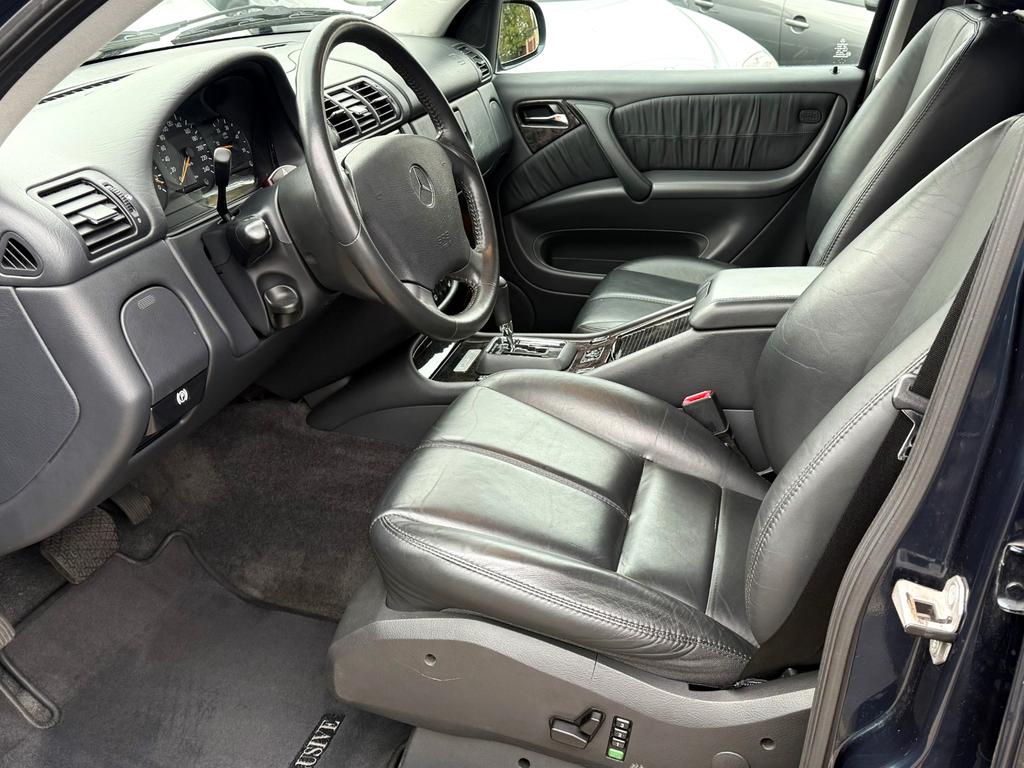 Mercedes-Benz ML 400