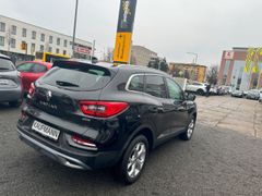 Fahrzeugabbildung Kadjar Bose Edition 4x4 Standheizung 1.7 BLUE dC