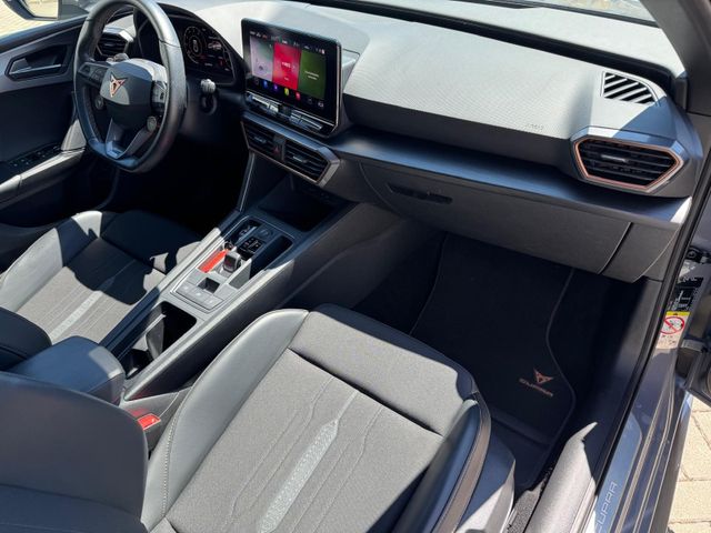 Leon ST 2.0 TSI 228kW VZ 4Drive DSG PANO/AHK/NAV