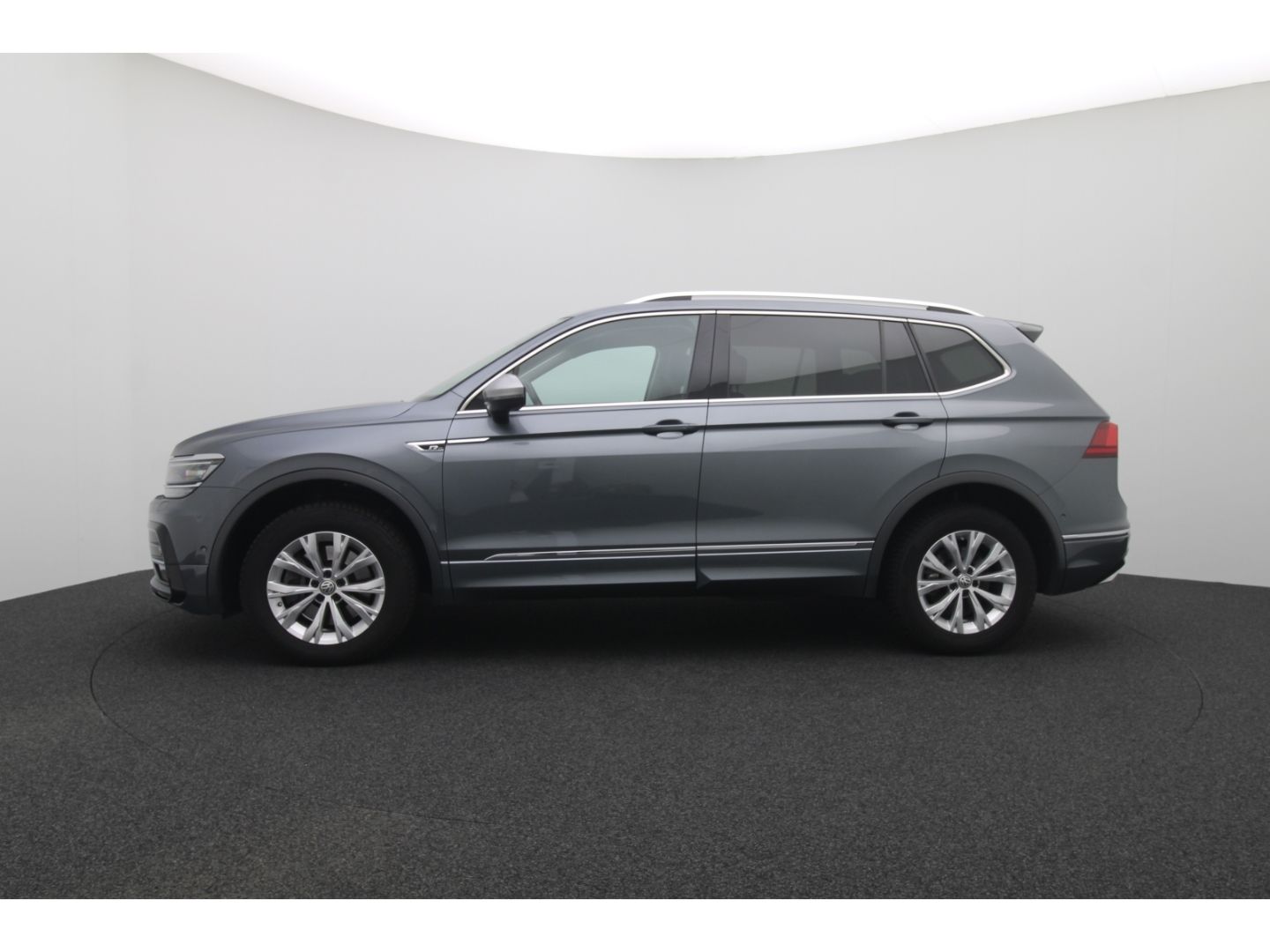 Fahrzeugabbildung Volkswagen Tiguan Allspace Highline R-Line AHK schwenkbar