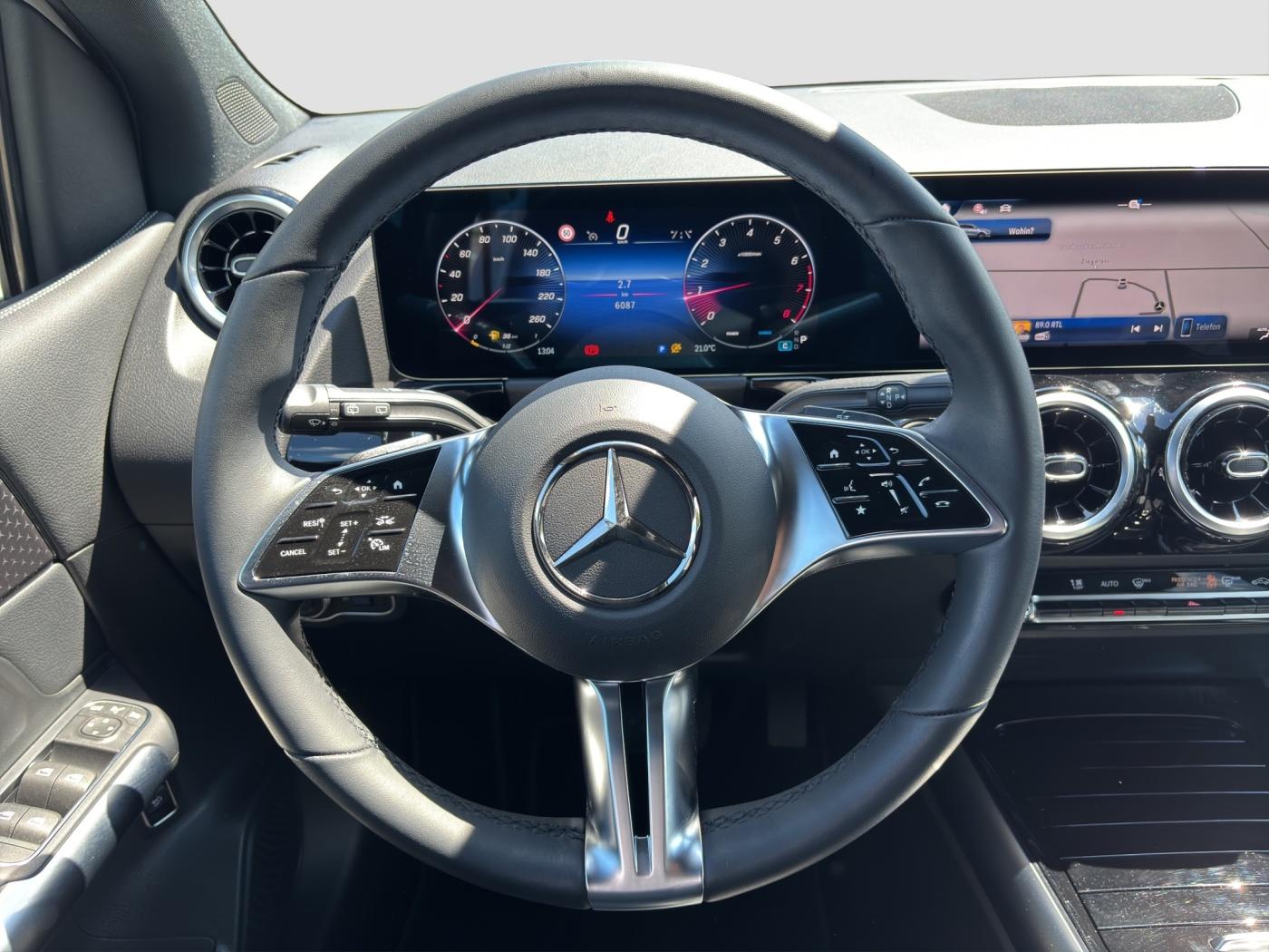 Mercedes-Benz B 200 *Progressive Advanced*LED*Night*PDC*360°**