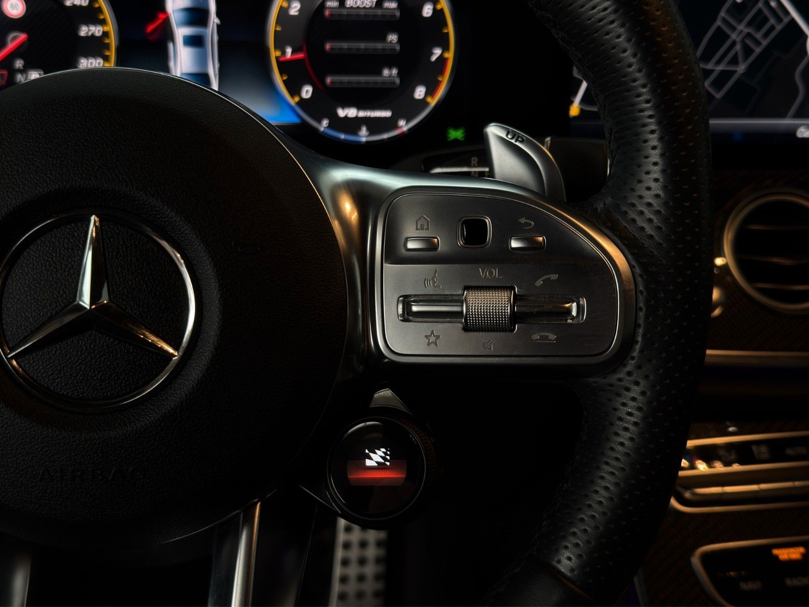 Fahrzeugabbildung Mercedes-Benz E63s AMG 4Matic+ Pano/Magno/SportAGA/Widescreen