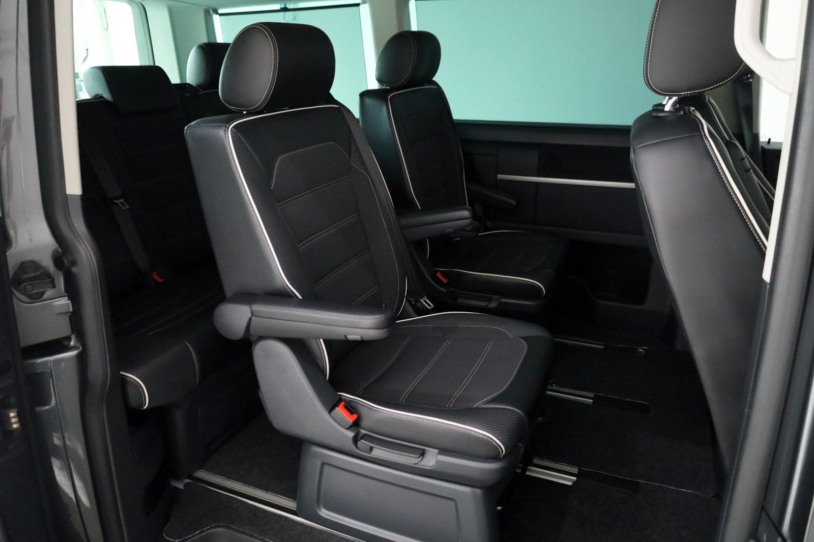 Fahrzeugabbildung Volkswagen T6 Multivan Edition T.Leder,Navi,Xenon,SD,Kamera