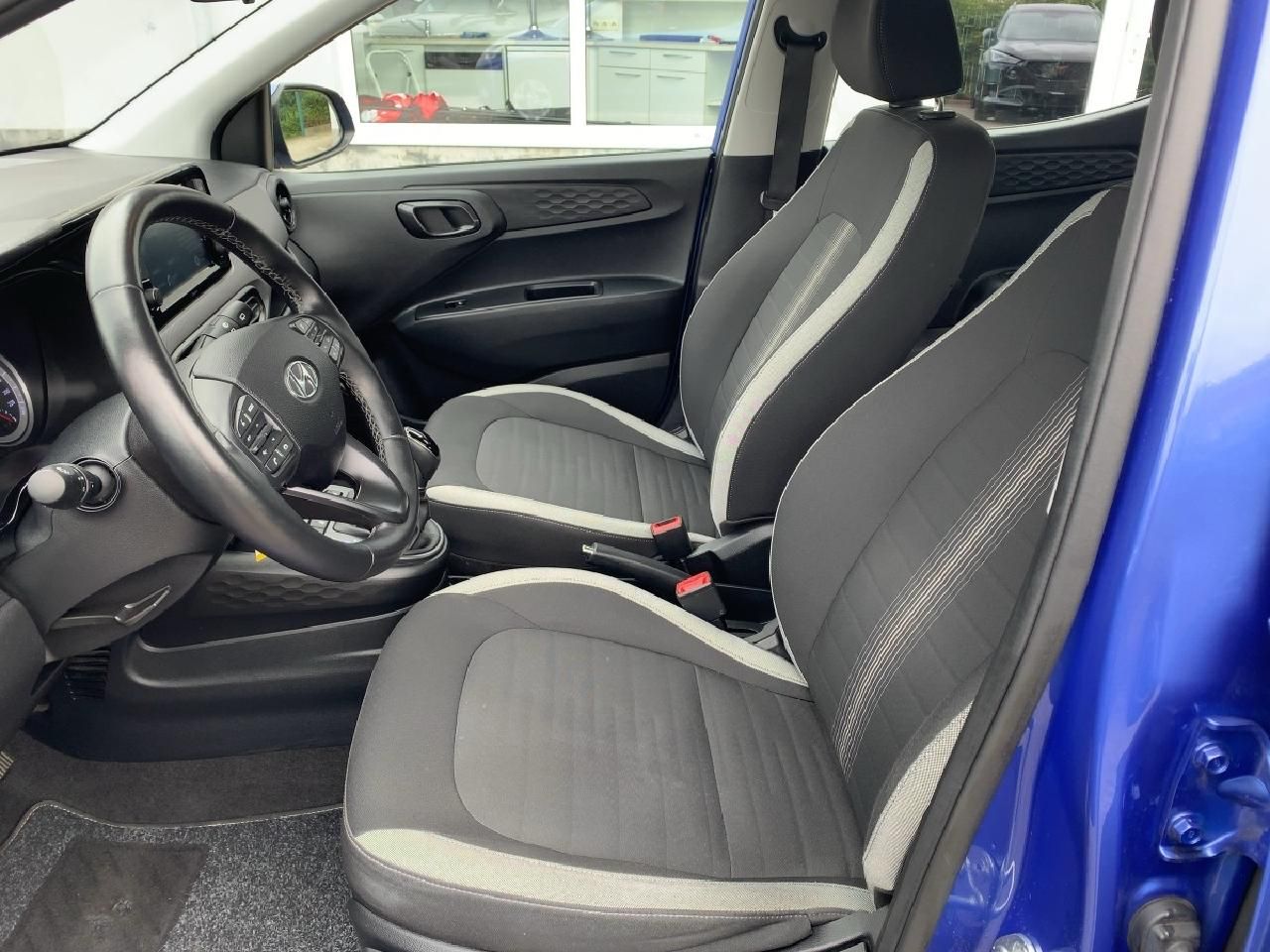 Fahrzeugabbildung Hyundai i10 Trend 1,2 l + Funktions-Paket