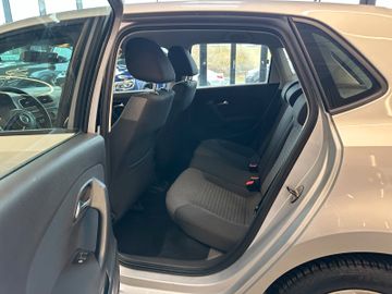 Volkswagen Polo V Comfortline *TÜV 0827*Sitzheiz.*Klima*