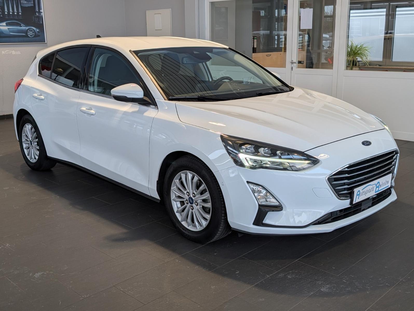 Ford Focus Titanium X*HUD*ACC*LED*KAM*Sitzh.*