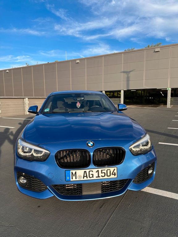 Image of BMW 120