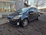 Kia Carens Dream Team 1.HD RFK NAVI SHZ PDC V+H - gebrauchte Kia Carens aus dem Jahr 2015