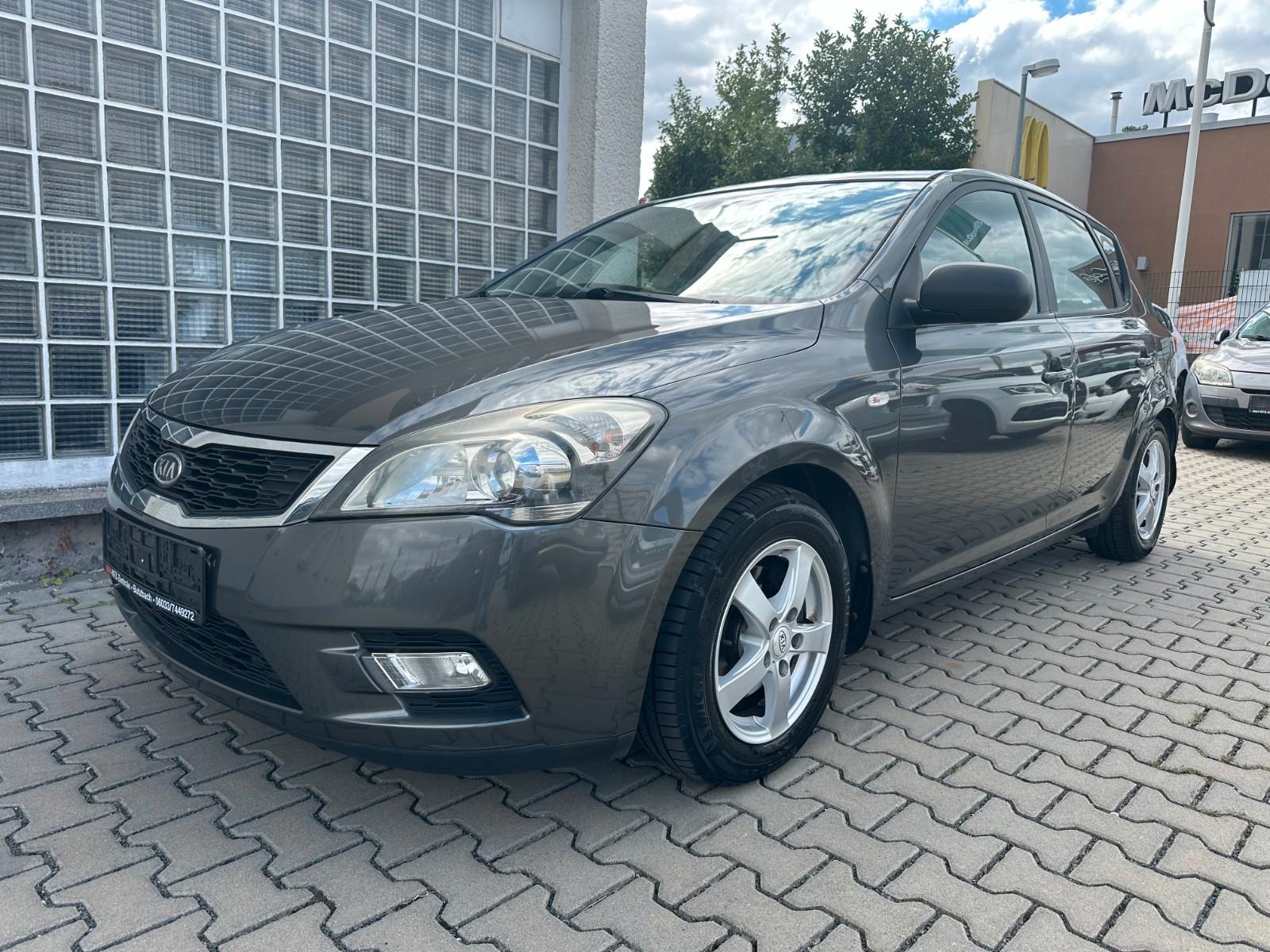 Kia cee'd / Ceed
