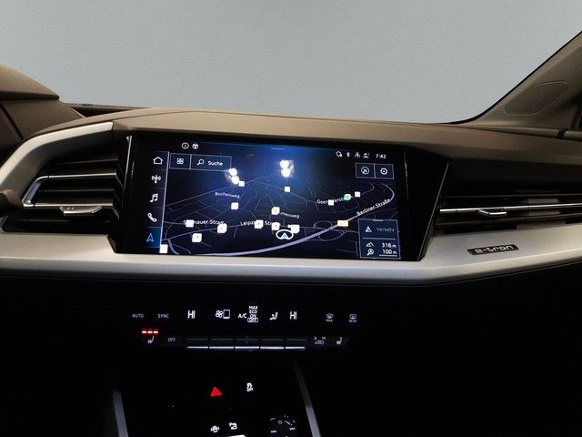 Fahrzeugabbildung Audi Q4 e-tron S line 40 Navi Matrix Kamera eleHeck