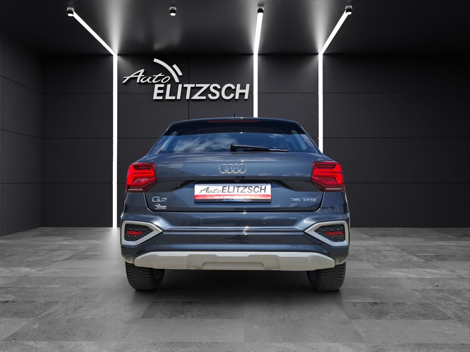 Fahrzeugabbildung Audi Q2 35 TFSI advanced S-tronic Matrix AVC Navi ACC