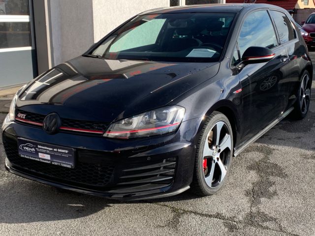 Volkswagen Golf VII Lim. GTI Performance BMT DYNAUDIO