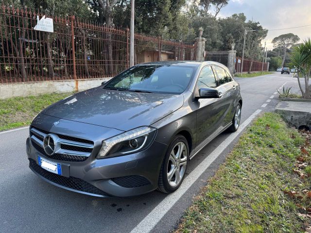 Mercedes-Benz Mercedes-benz A 180d Automatic Sport - Unico Pro