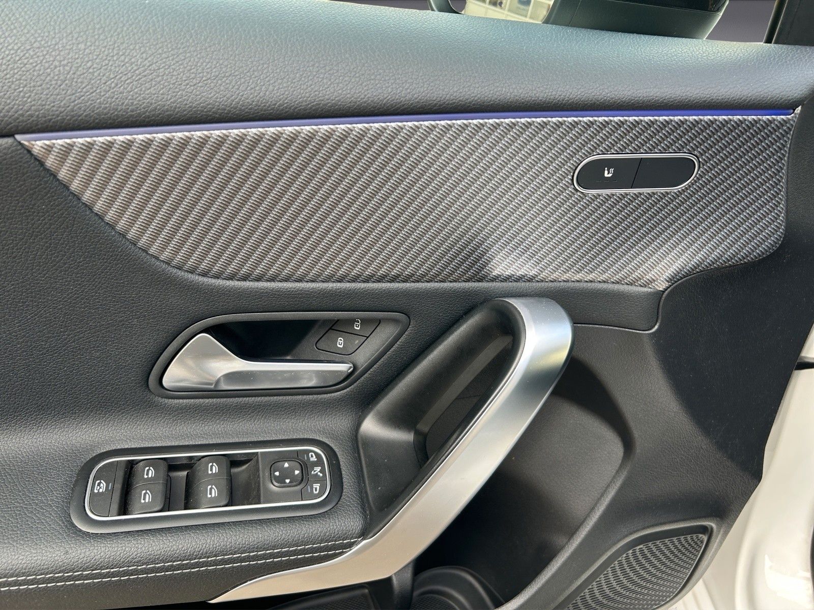 Mercedes-Benz A 180 360° KEYLESS LED TOTWINKEL NAVI NIGHT foto 9