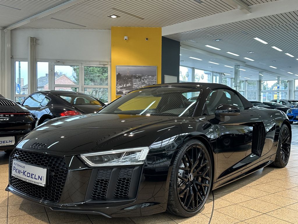 Audi R8