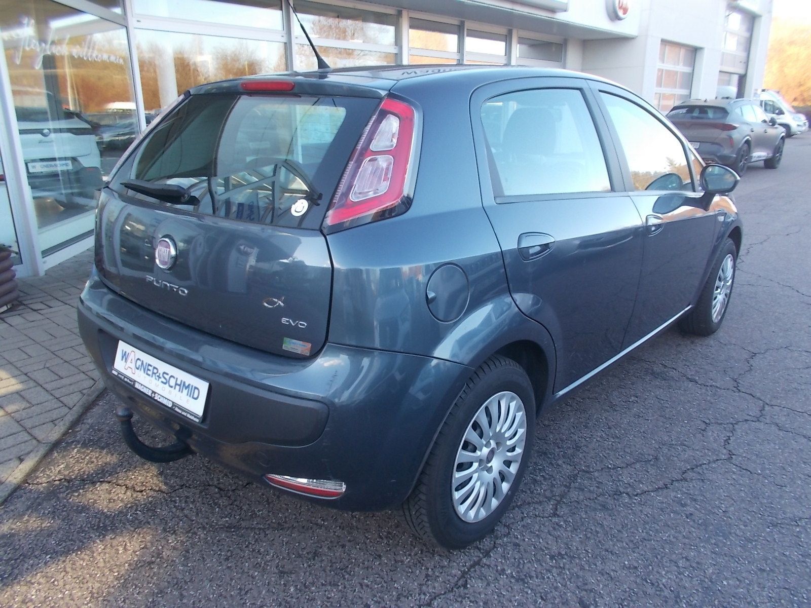 Fahrzeugabbildung Fiat Punto Evo 1.4 8V Dynamic AHK + mit Garantie