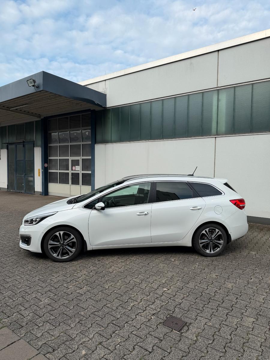 Kia ANDERE Ceed Sportswagon Spirit