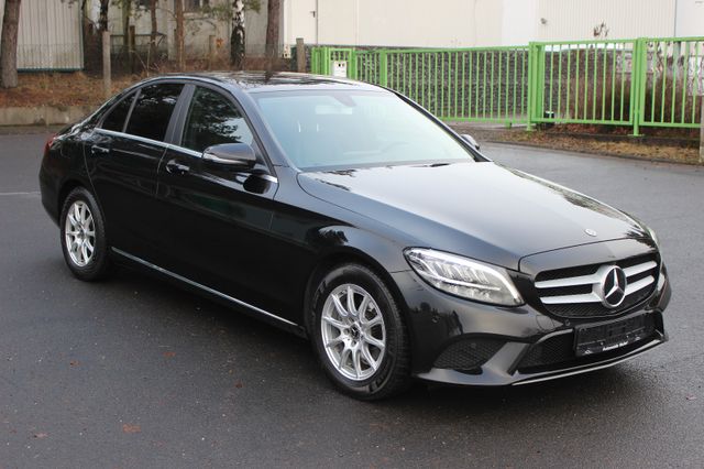 Mercedes-Benz C 180d Lim/Leder/Navi/PDC+360Kamera/Automatik