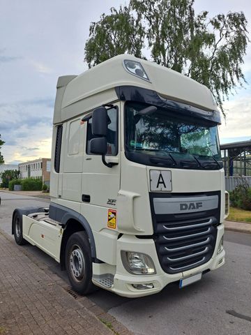 DAF XF460