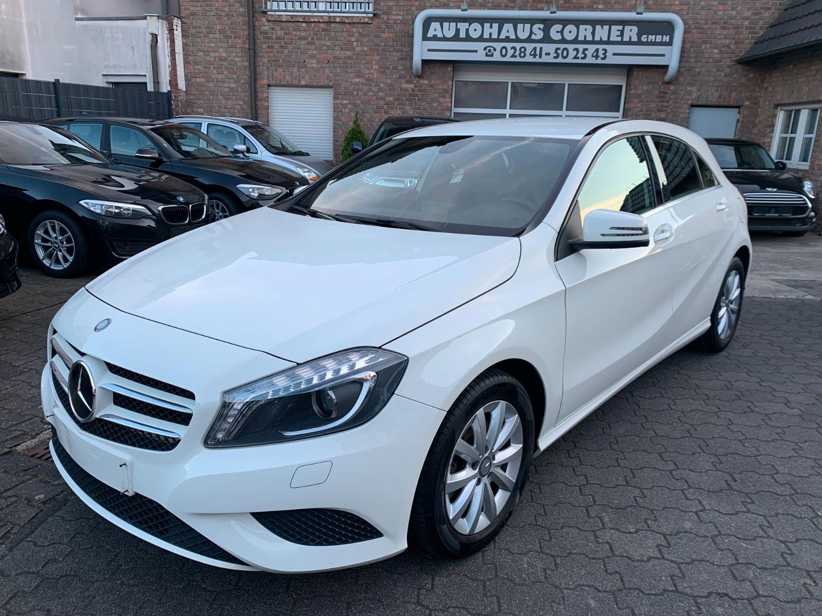 Mercedes-Benz A 180 Style Blue Efficiency